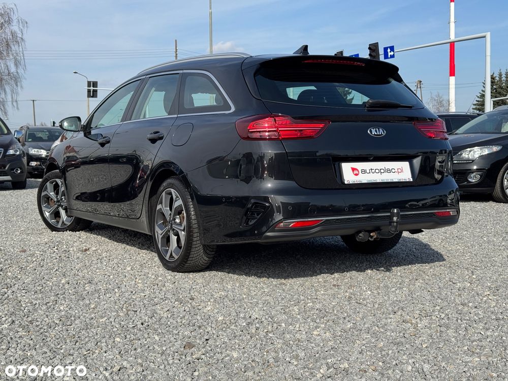 Kia Ceed 1.6 CRDi SCR GT-Line DCT - 4