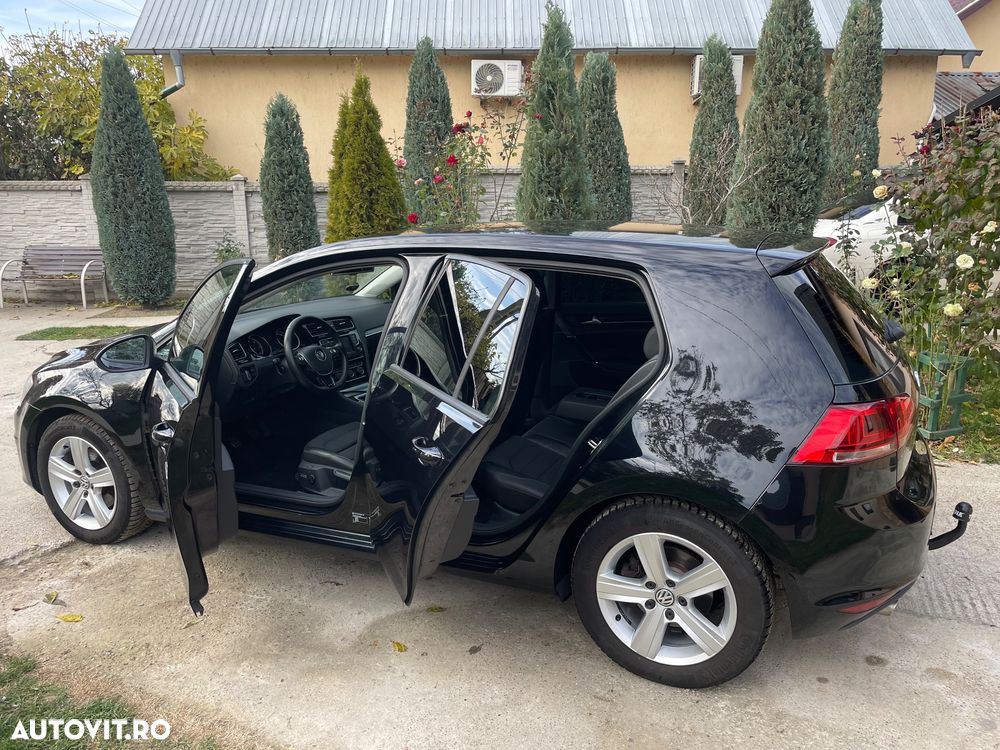 Volkswagen Golf - 13