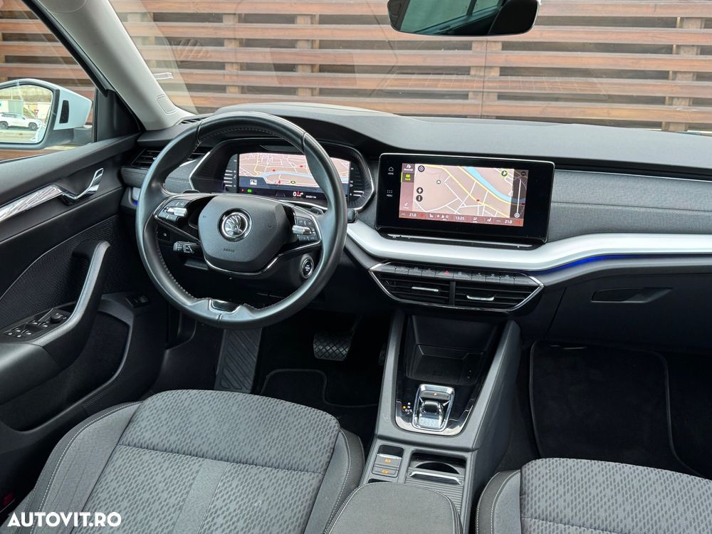 Skoda Octavia Combi 2.0 TDI DSG First Edition - 25