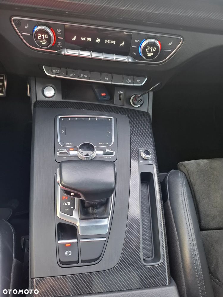 Audi Q5 50 TFSIe quattro S tronic - 22