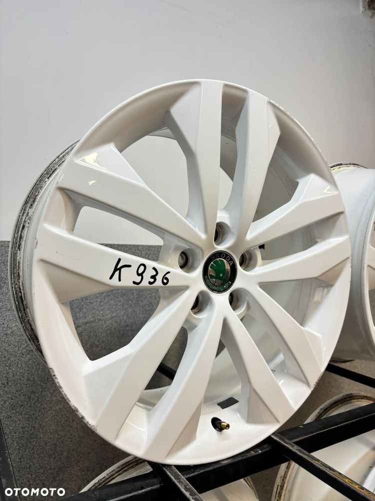 4 Felgi Alu. Skoda Fabia Rs, Roomster, Rapid 17", White - 4