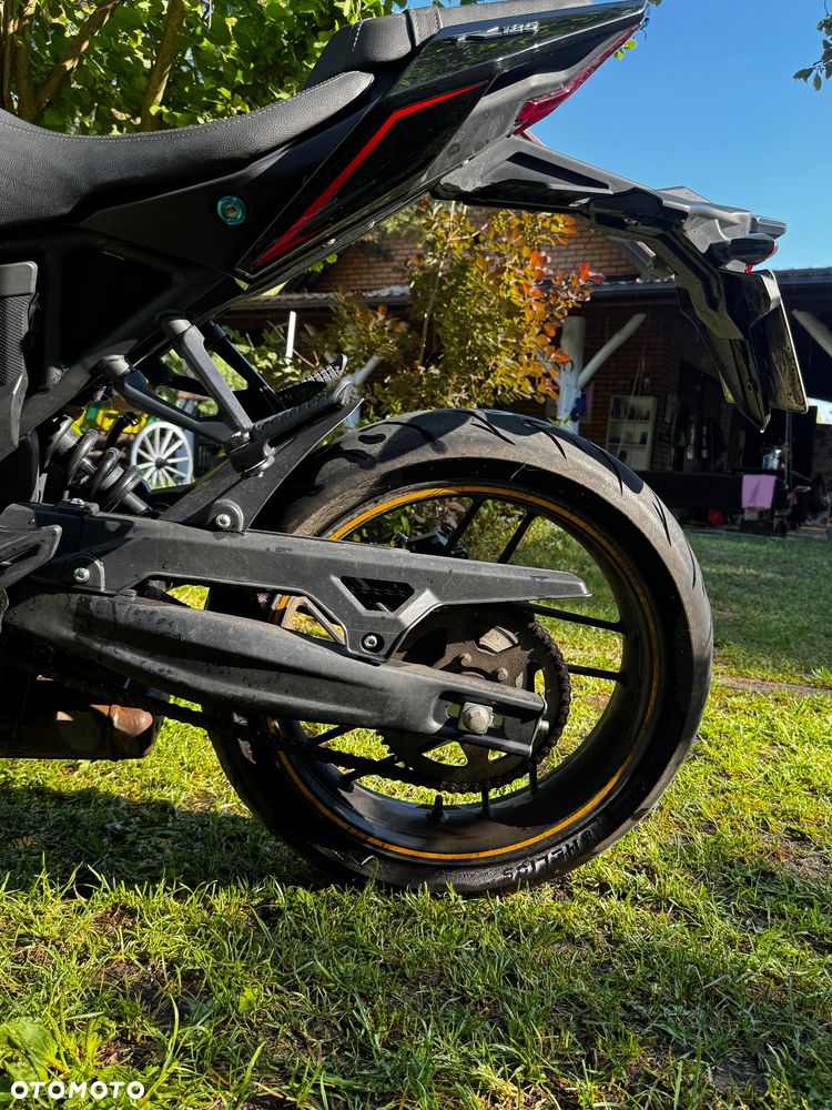 VOGE R125 - 4