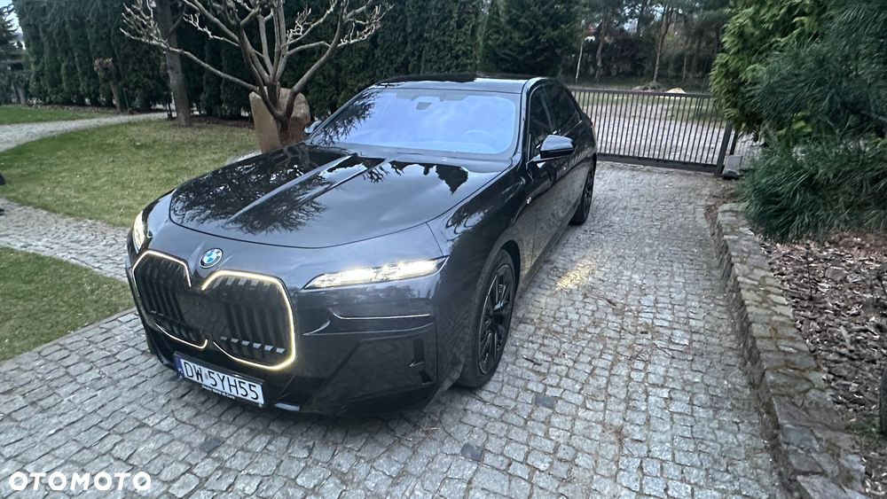 BMW Seria 7 - 26
