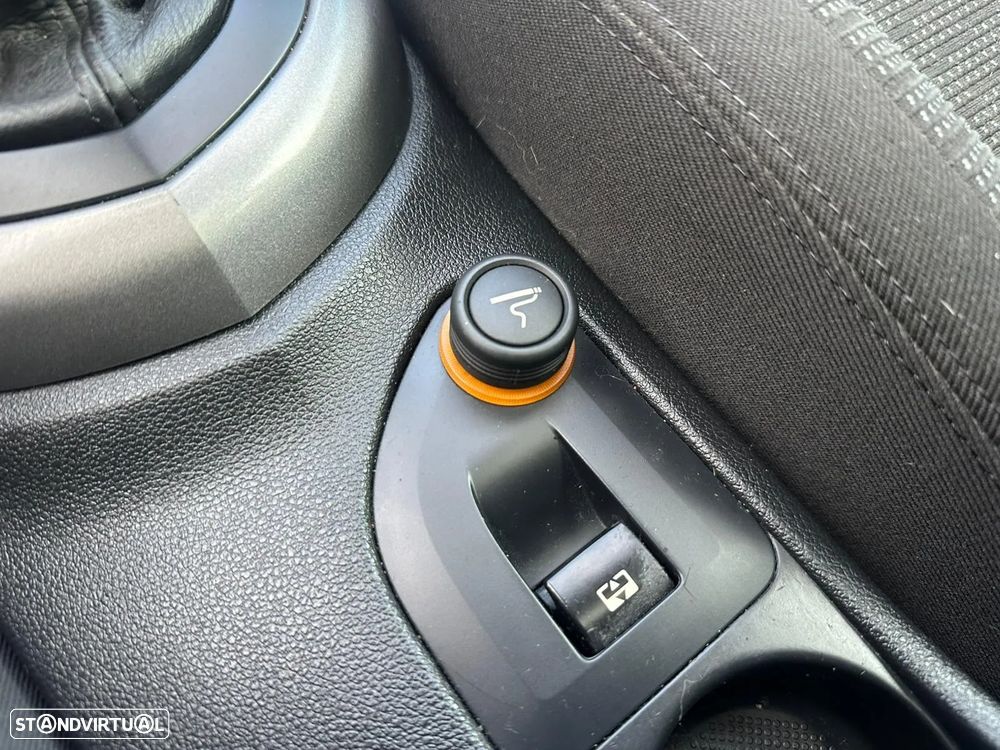 Peugeot 308 SW 1.6 HDi Sport CVM6 - 25