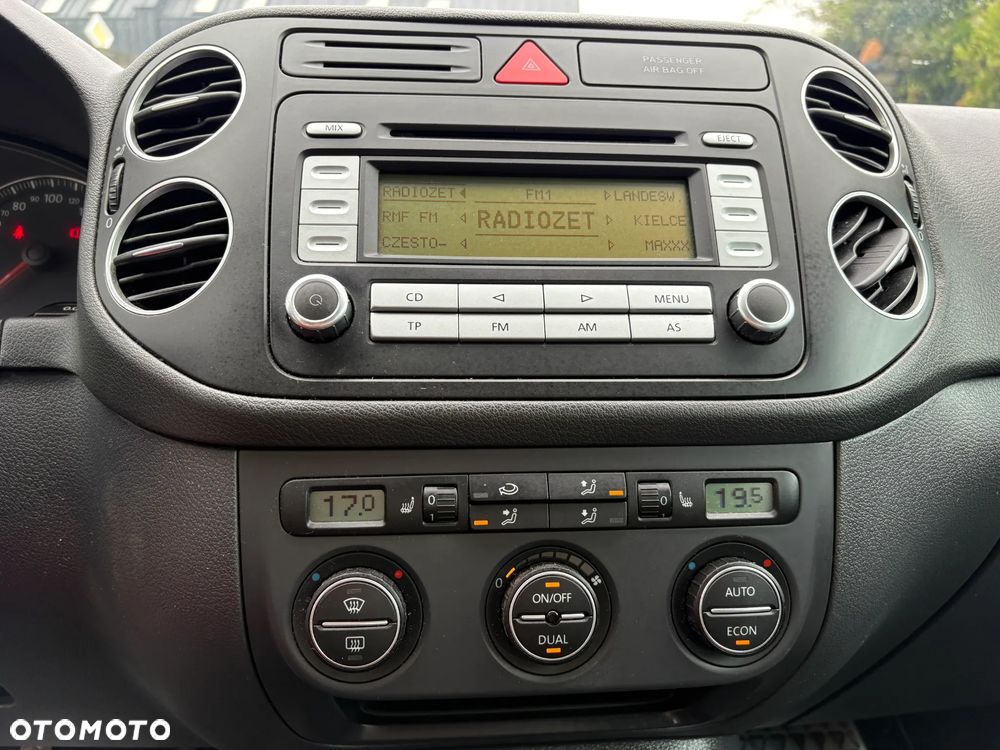 Volkswagen Golf Plus 1.9 TDI Comfortline - 25