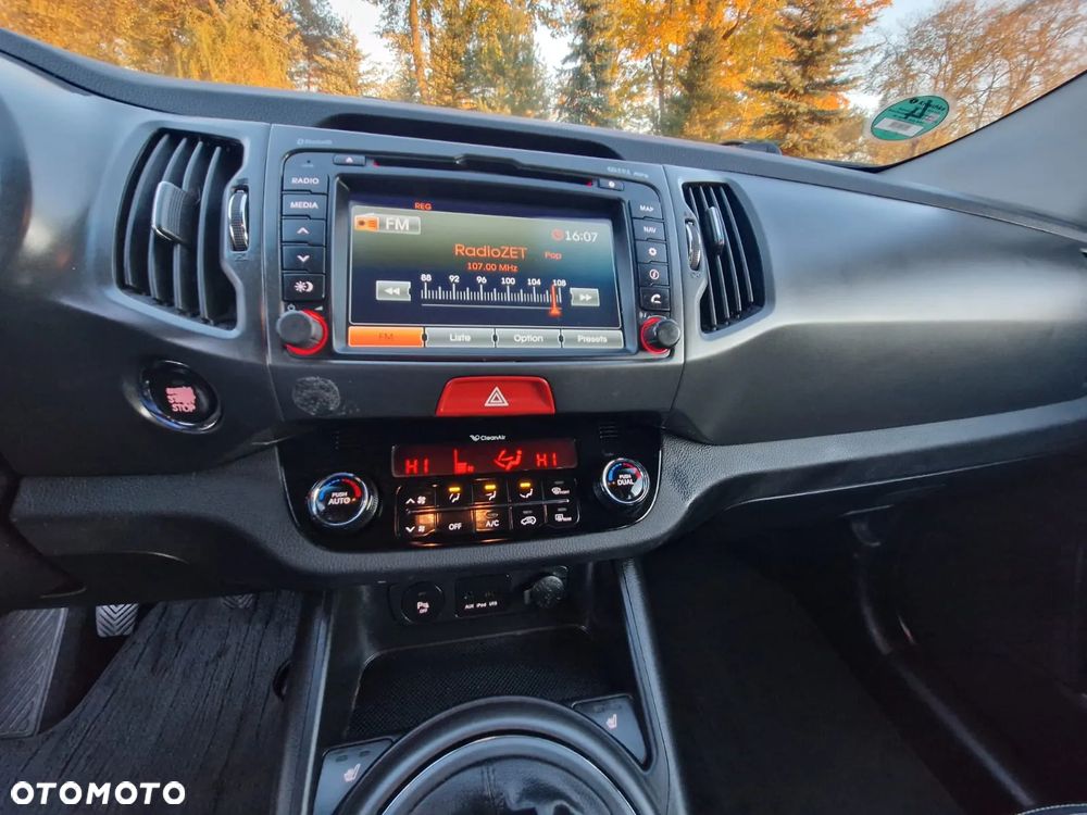 Kia Sportage - 16