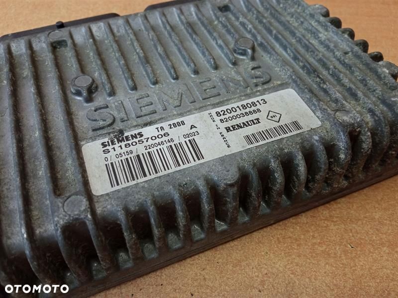 KOMPUTER SKRZYNI RENAULT SCENIC I 2.0 8200180813 - 2