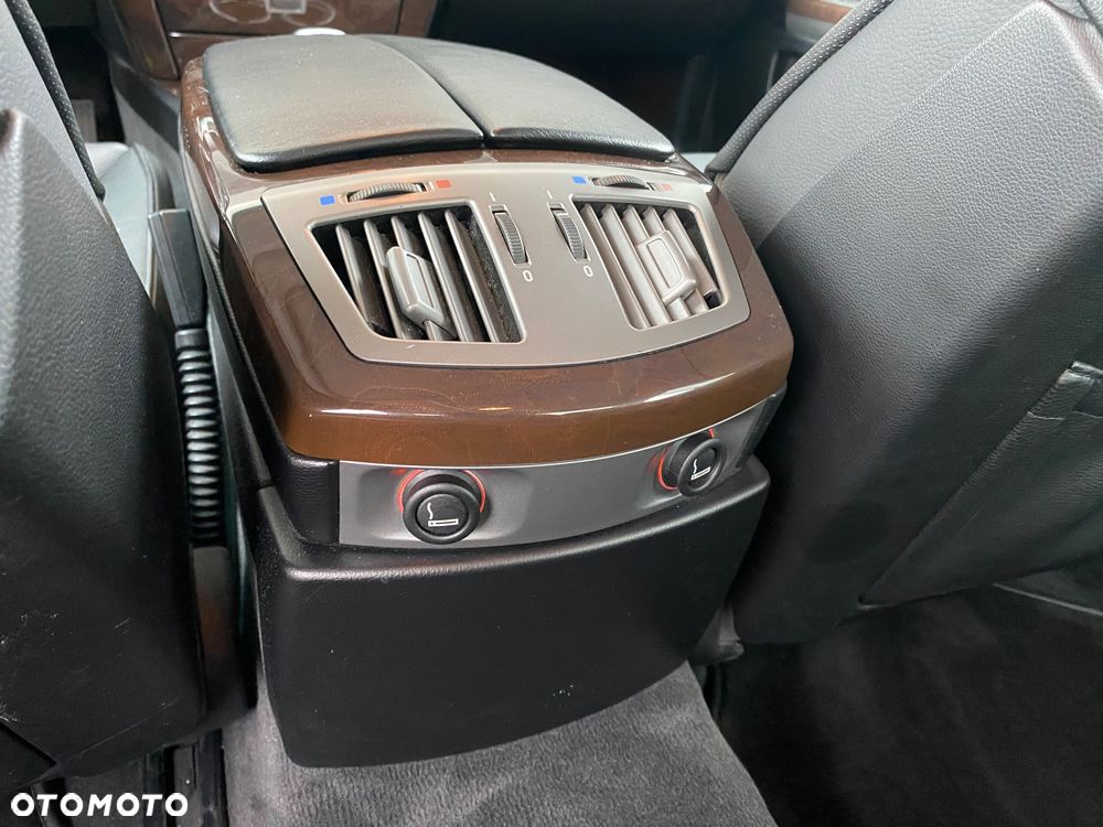 BMW Seria 7 730d - 22