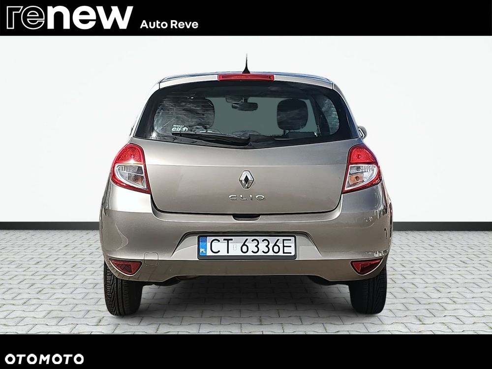 Renault Clio 1.2 16V Alize - 7