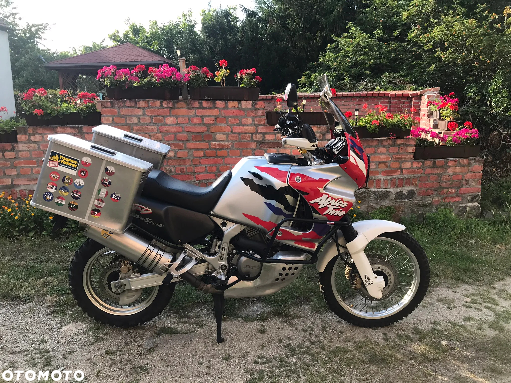 Honda XRV