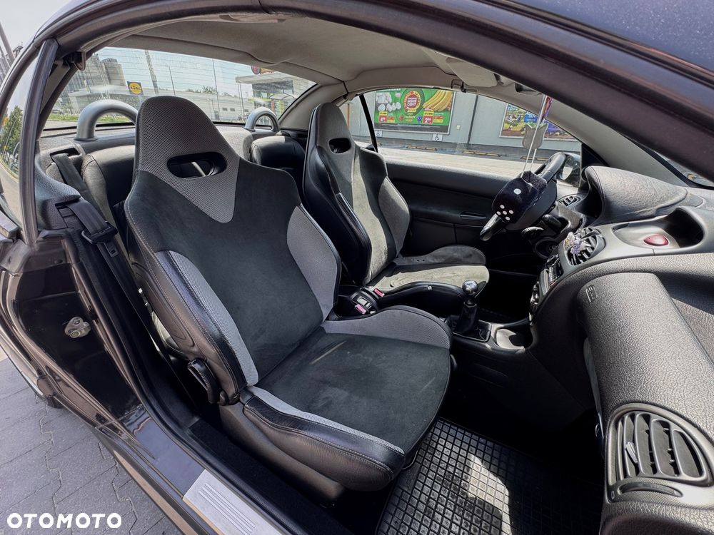 Peugeot 206 - 12