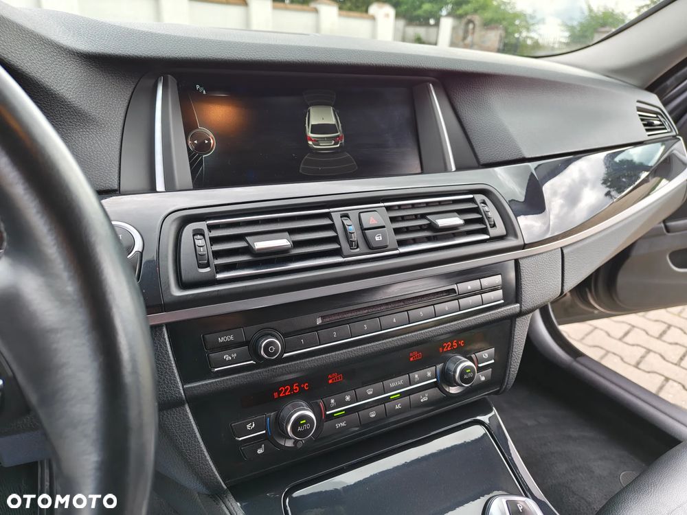 BMW Seria 5 520d xDrive - 37