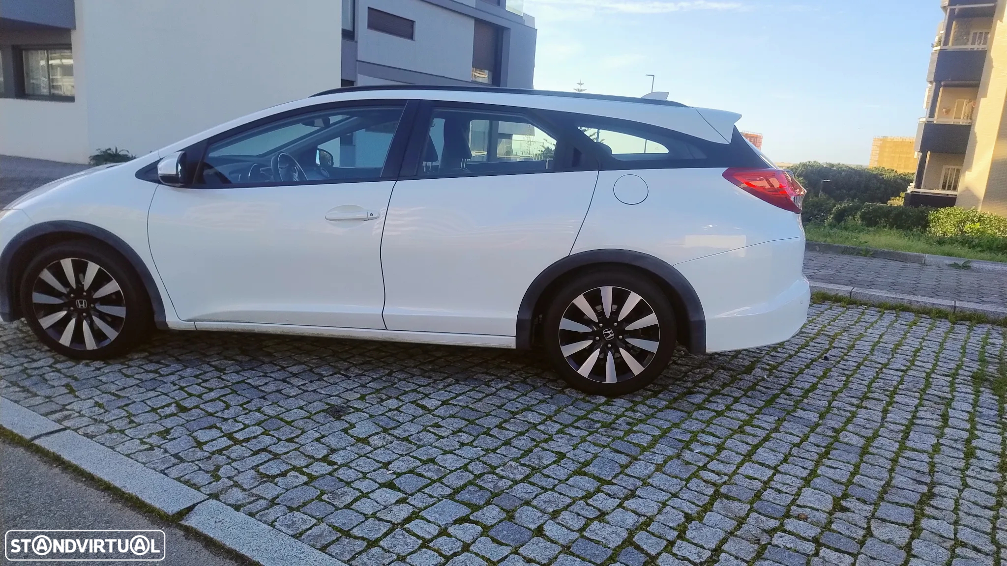 Honda Civic Tourer 1.6 i-DTEC Comfort - 10