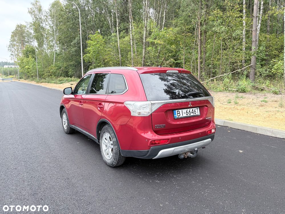 Mitsubishi Outlander 2.0 Intense 4WD CVT - 3