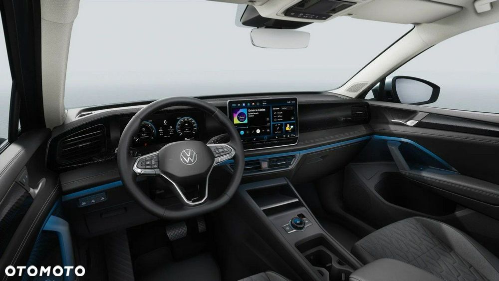 Volkswagen Tiguan - 10