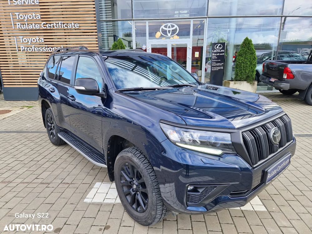 Toyota Land Cruiser 2.8l D-4D 204 CP A/T Luxury Black Matte Edition - 1