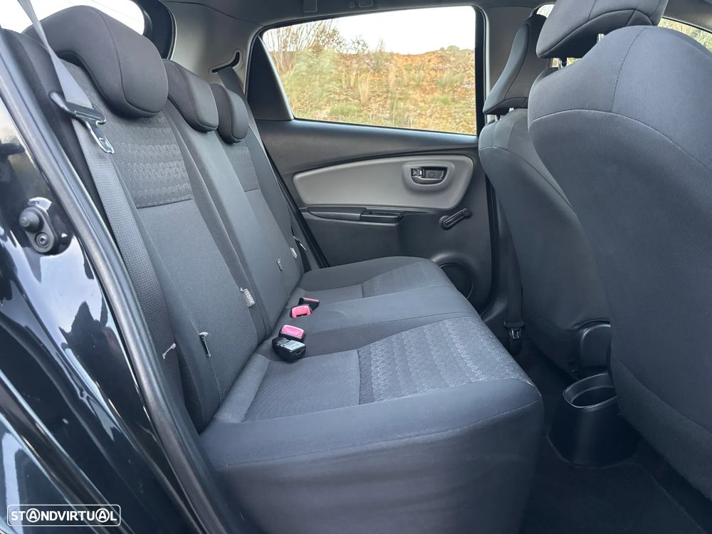 Toyota Yaris 1.4 D-4D Comfort+P.Style - 28