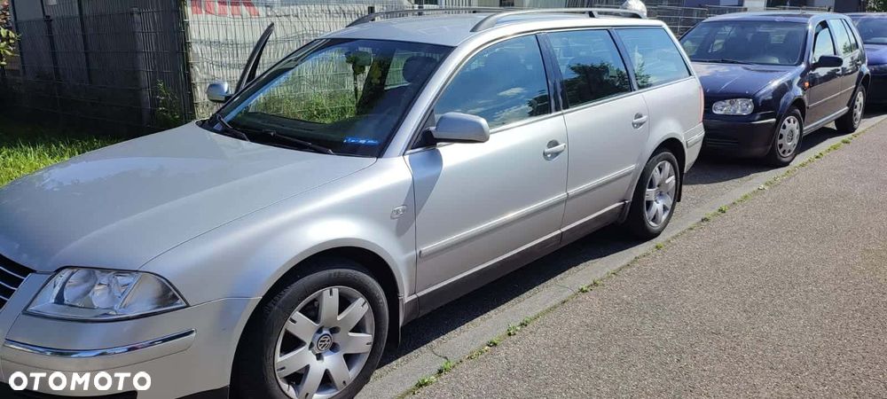 Volkswagen Passat 1.9 TDI Basis - 1