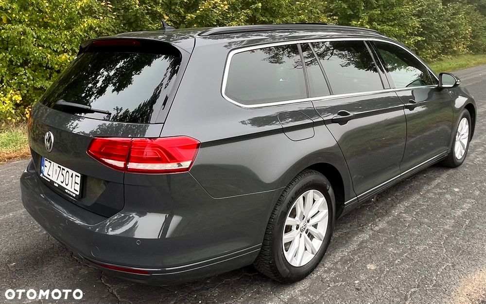 Volkswagen Passat - 22