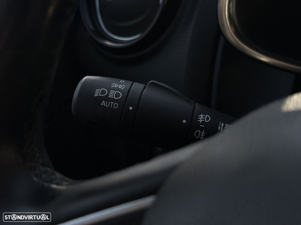 Renault Clio Sport Tourer 0.9 TCe Limited Edition - 9