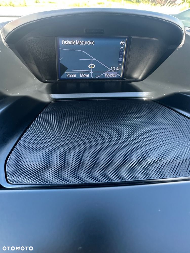Ford Kuga - 13