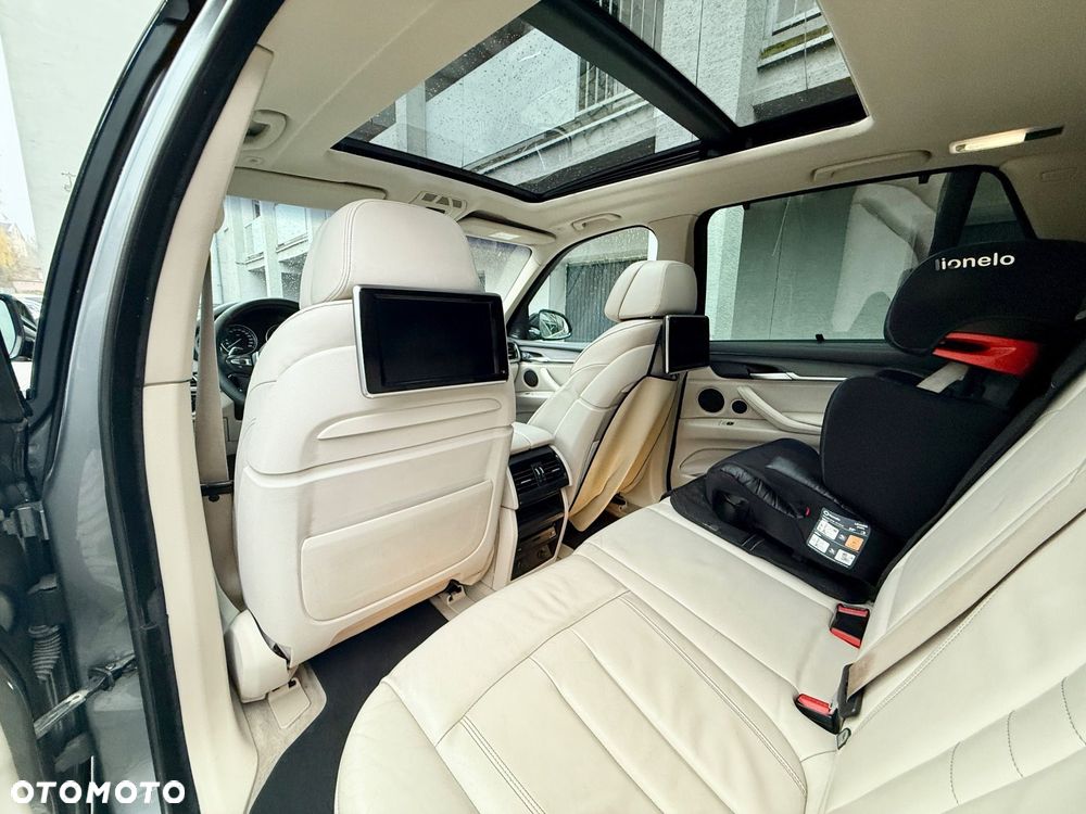 BMW X5 3.0sd xDrive - 14