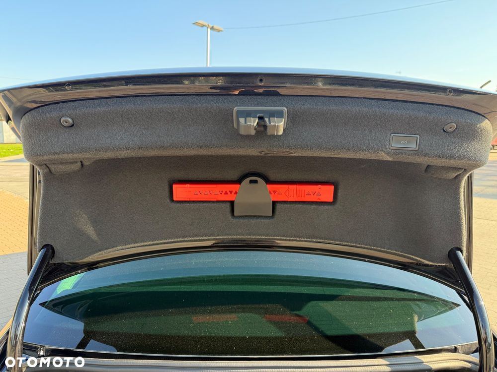 Volkswagen Passat 2.0 TSI 4Mot R-Line Edition DSG - 34