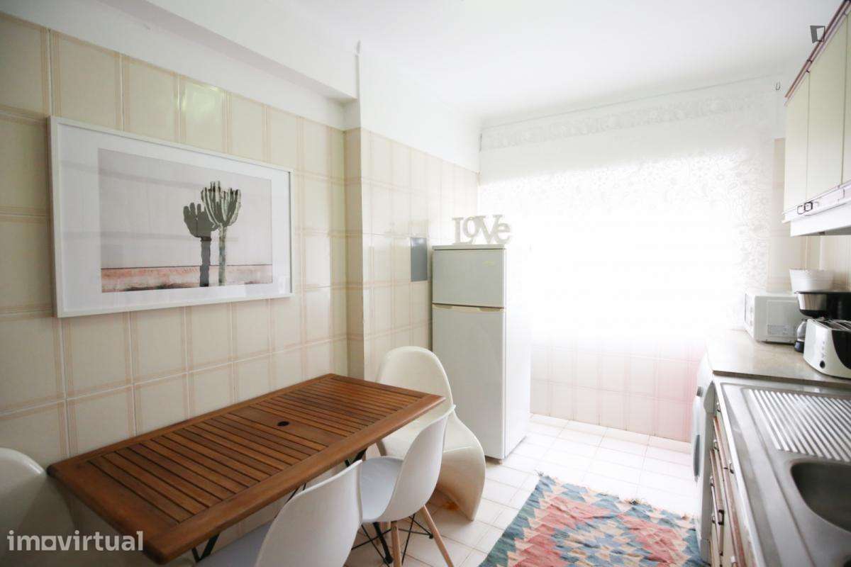 Apartamento com 1 quartos - localizado em Lisbon - Grande imagem: 4/32