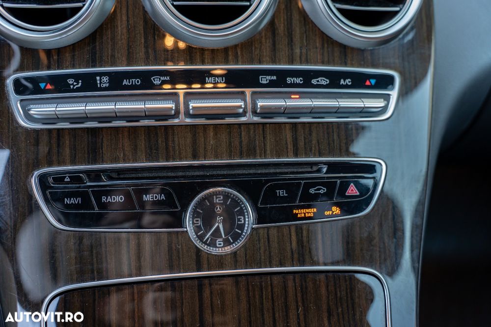 Mercedes-Benz C - 16