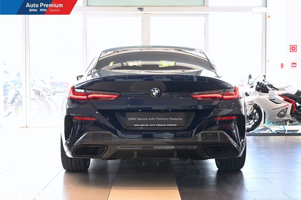 BMW Seria 8 840d xDrive mHEV - 19