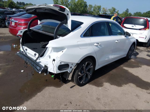 Audi A3 Limousine 40 TFSI quattro S tronic S line - 4