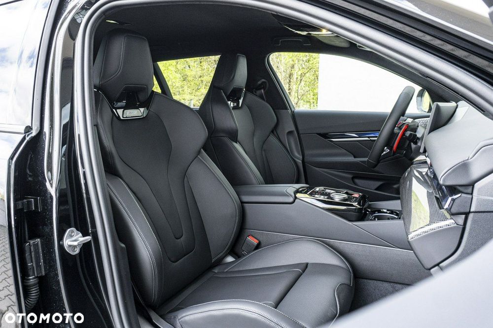 BMW M5 - 24