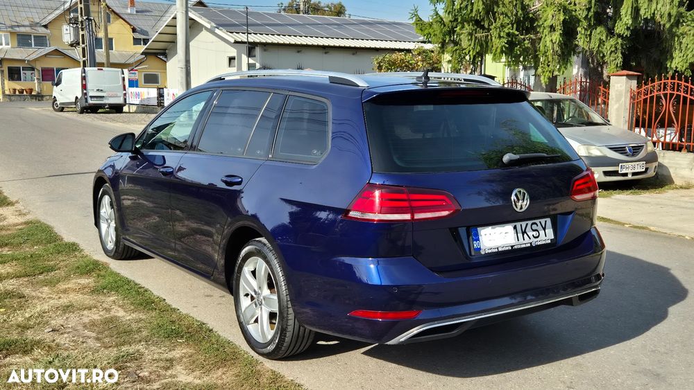 Volkswagen Golf - 3