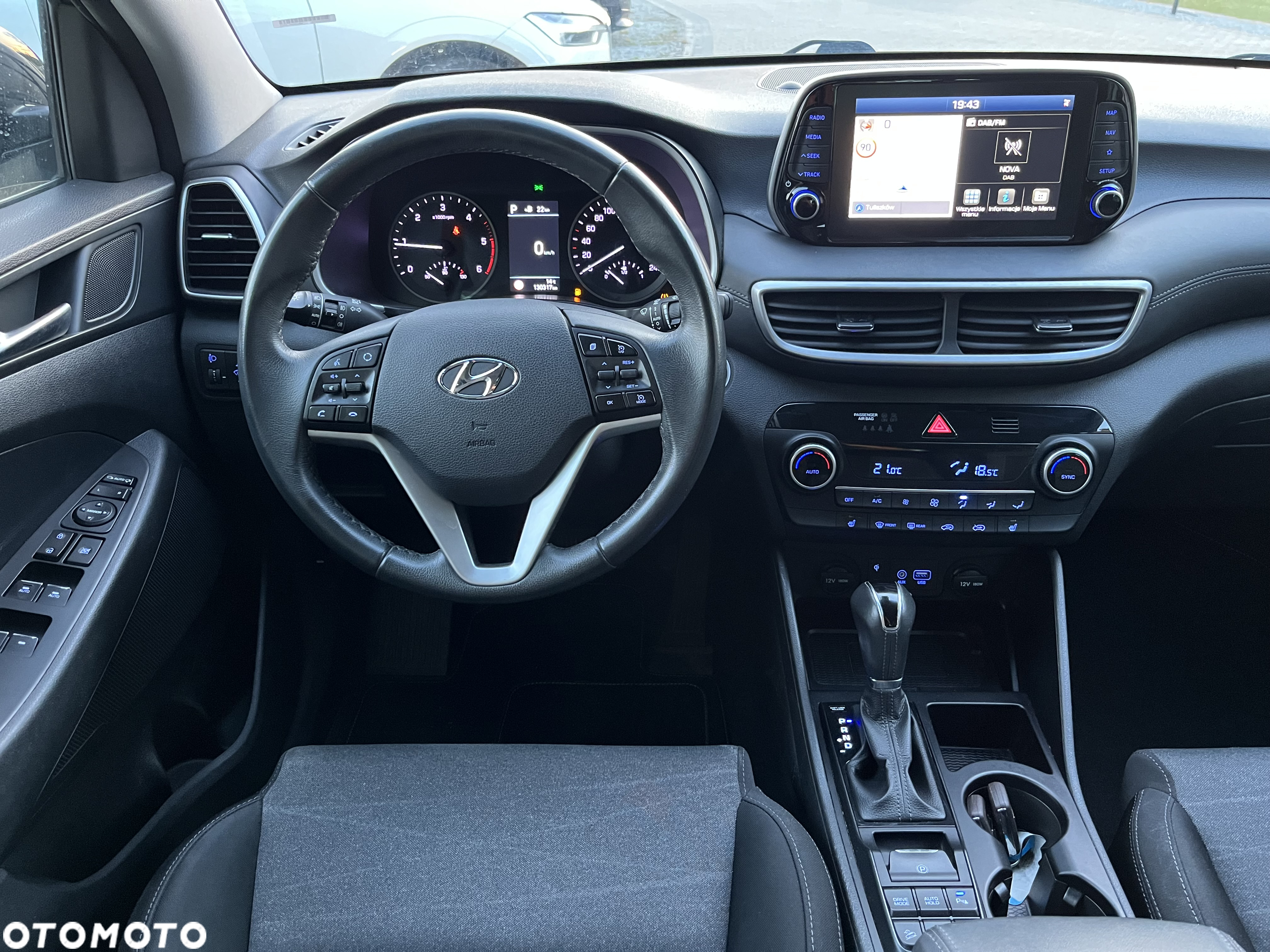 Hyundai Tucson blue 1.6 CRDi 2WD DCT Premium - 16