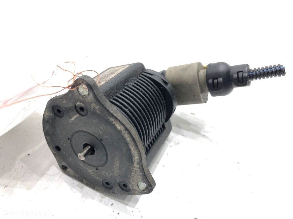 ZAWÓR EGR  SUZUKI SWIFT III (MZ, EZ) 2005 - 2022 1.3 DDiS (RS 413D) 51 kW [69 KM] olej napędowy - 1