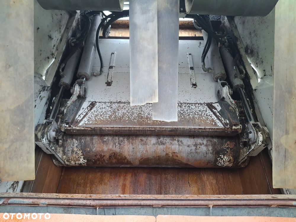 Iveco Eurocargo 190EL28 Śmieciarka FAUN VR3 LEV Euro 6 2 Osie Zawieszenie Na Poduszkach Centralny Zamek Klimatyzacja Zwinna Niski Przebieg - 26