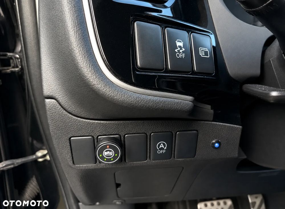 Mitsubishi Outlander 2.0 Intense + CVT - 15