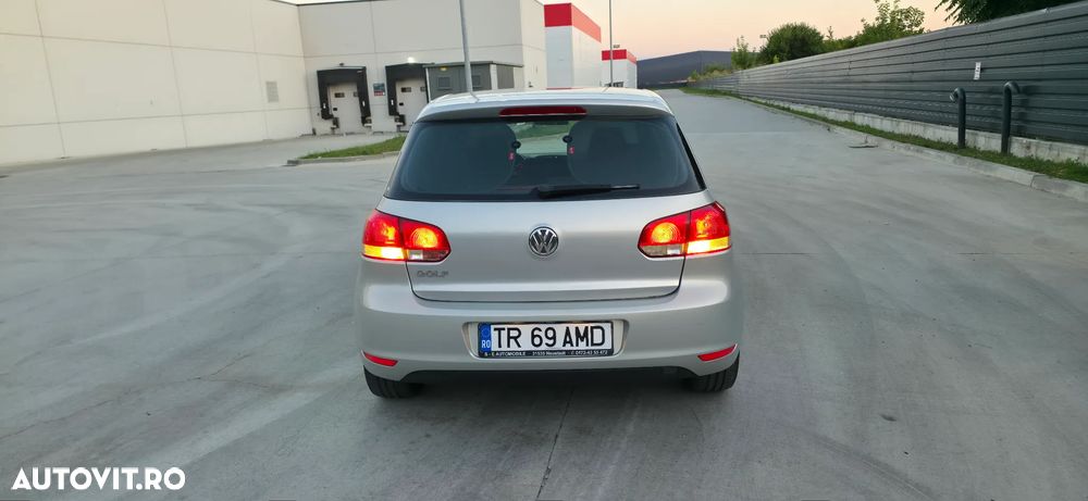 Volkswagen Golf 1.4 Comfortline - 2