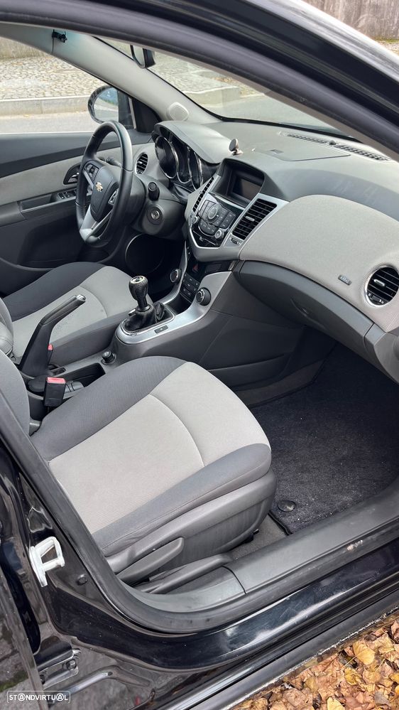 Chevrolet Cruze 2.0 VCDi LT - 8