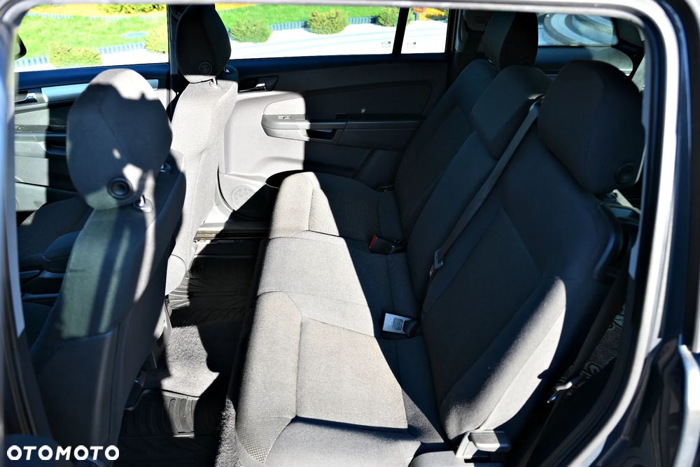 Opel Zafira 1.8 - 8