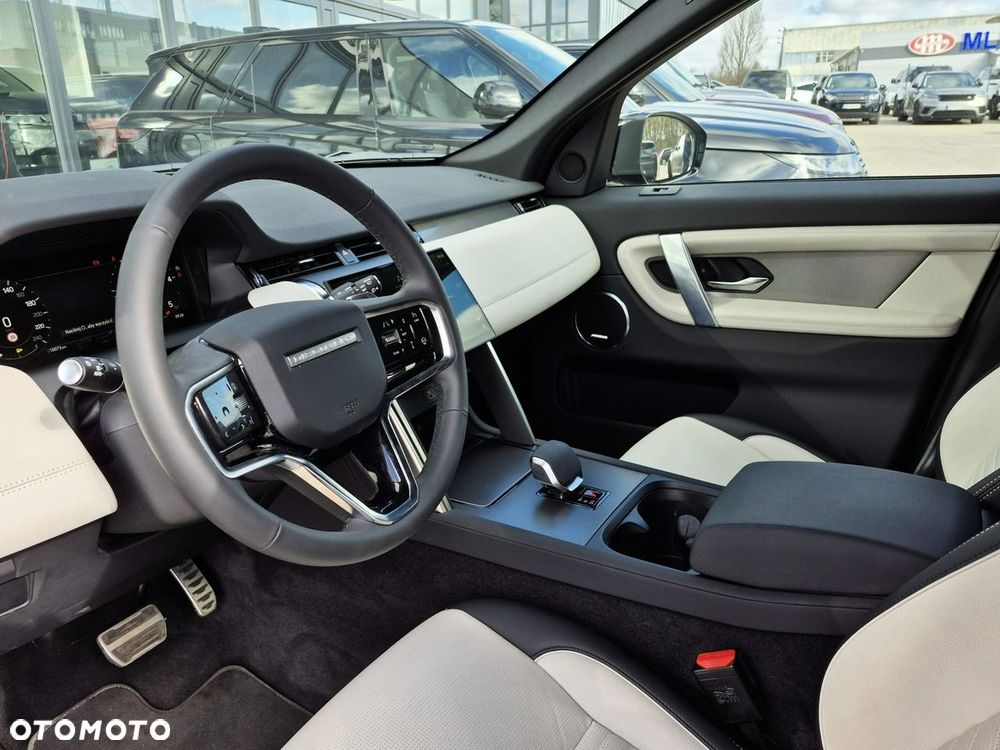 Land Rover Discovery Sport - 19