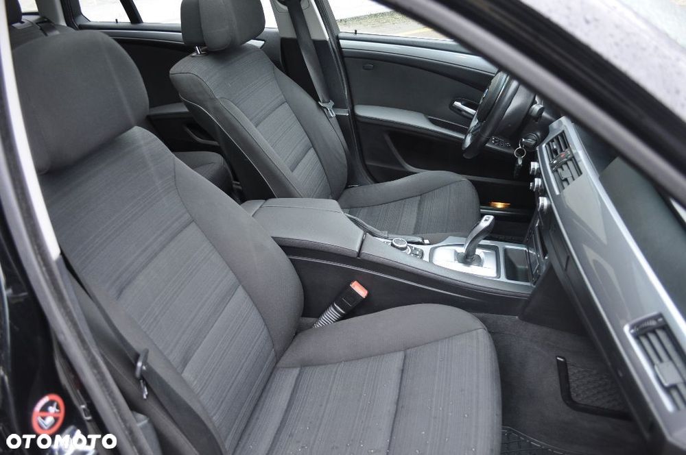 BMW Seria 5 520d - 16