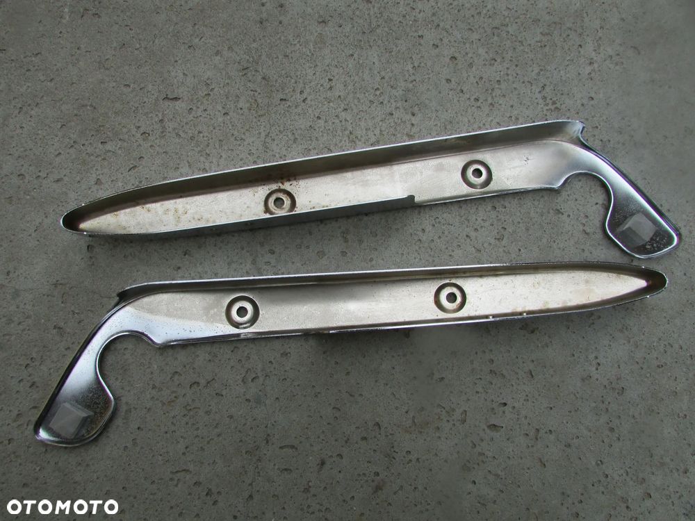 Suzuki GZ 125 Marauder uchwyty błotnika tył - 2