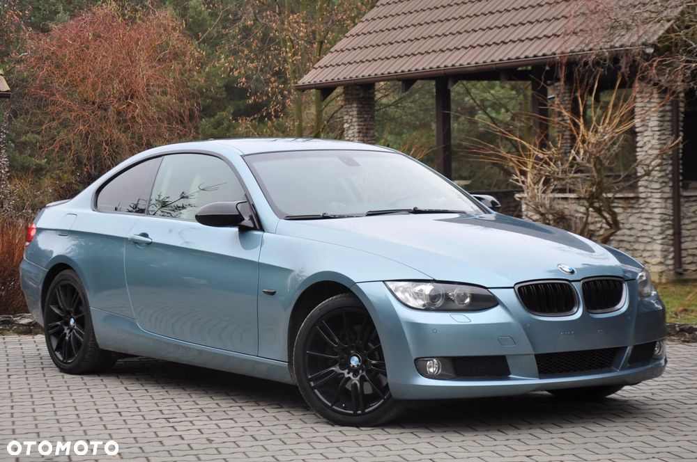 BMW Seria 3 325i xDrive - 11
