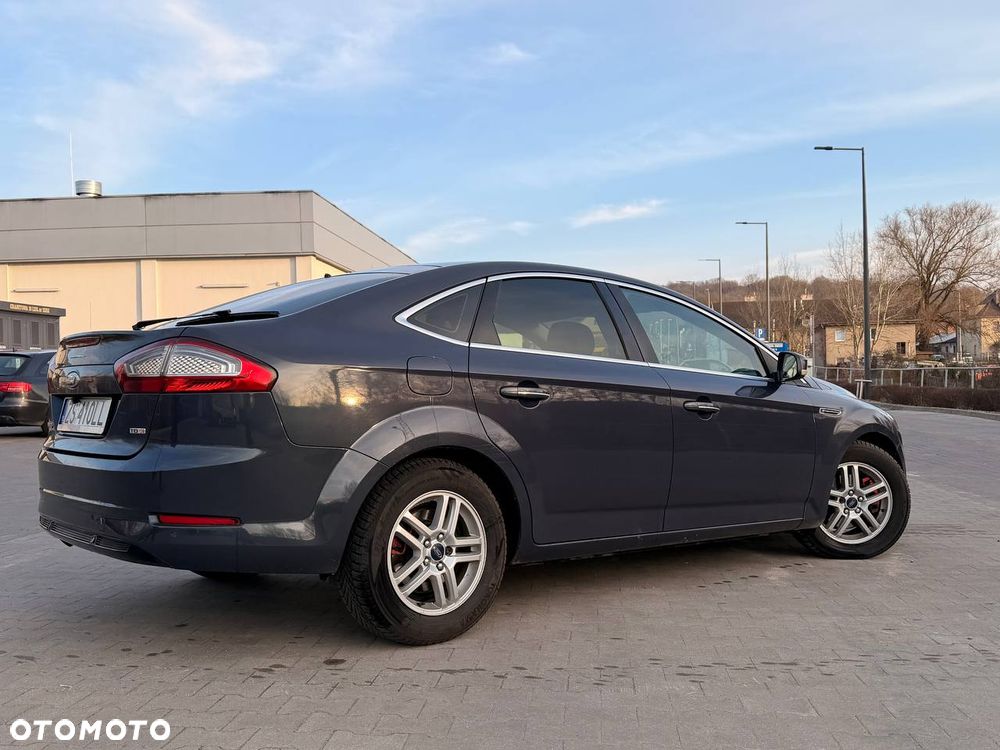 Ford Mondeo 1.8 TDCi Ambiente - 4