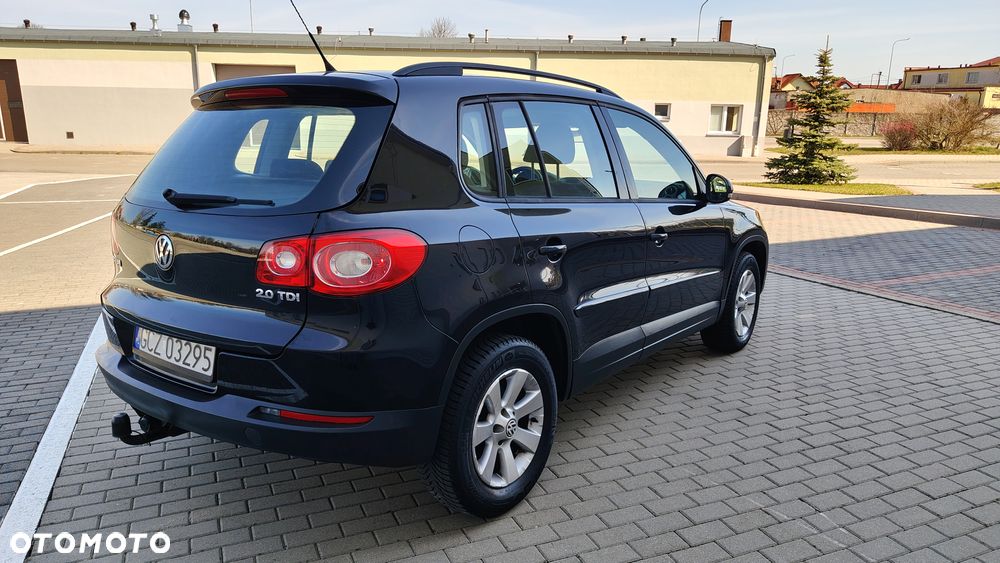 Volkswagen Tiguan 2.0 TDI DPF 4Motion BlueMotion Technology Track & Field - 10