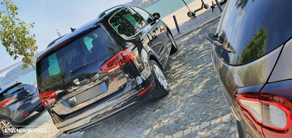SEAT Alhambra 2.0 TDI Xcellence DSG — fotografia 5