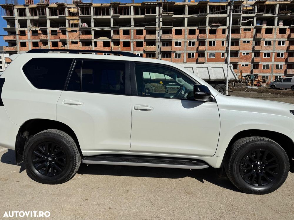 Toyota Land Cruiser 2.8l D-4D 204 CP A/T 7 locuri Luxury AVS - 11