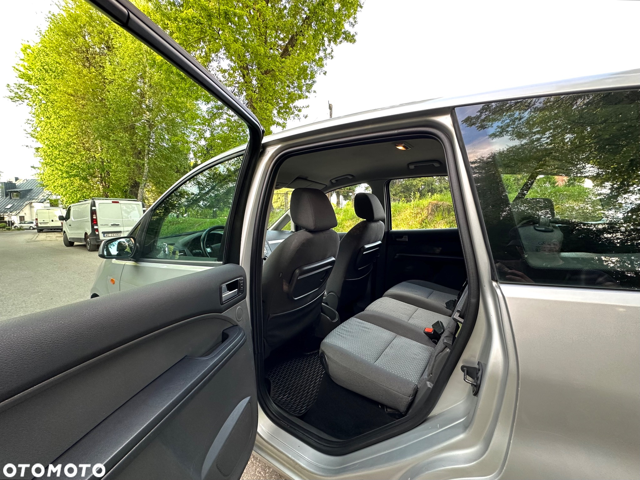 Ford Focus C-Max 1.8 TDCi FX Silver / Silver X - 18