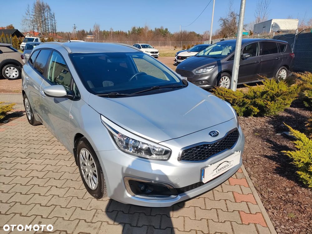 Kia Ceed - 3